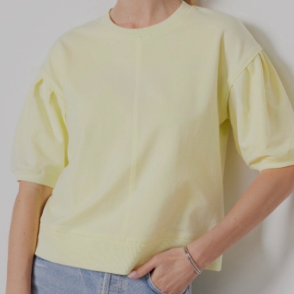 Evereve Sofi short sleeve pleated sweatshirt - Picture 2 of 6